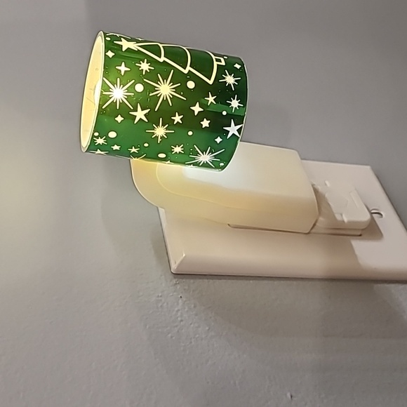 BATH & BODY WORKS Wallflower plug in - Picture 3 of 4